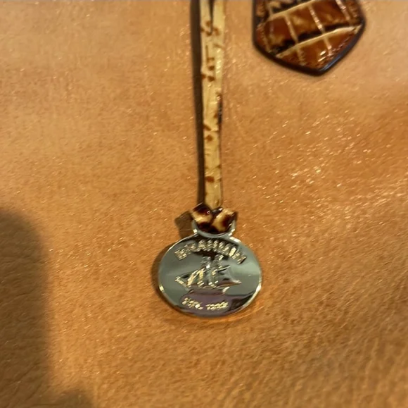 Brahmin Tote - Picture 2 of 9